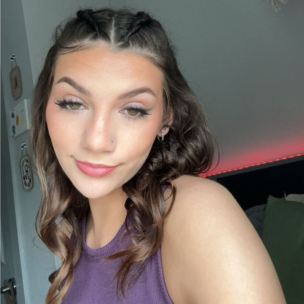 Meet your Posher, Kailin